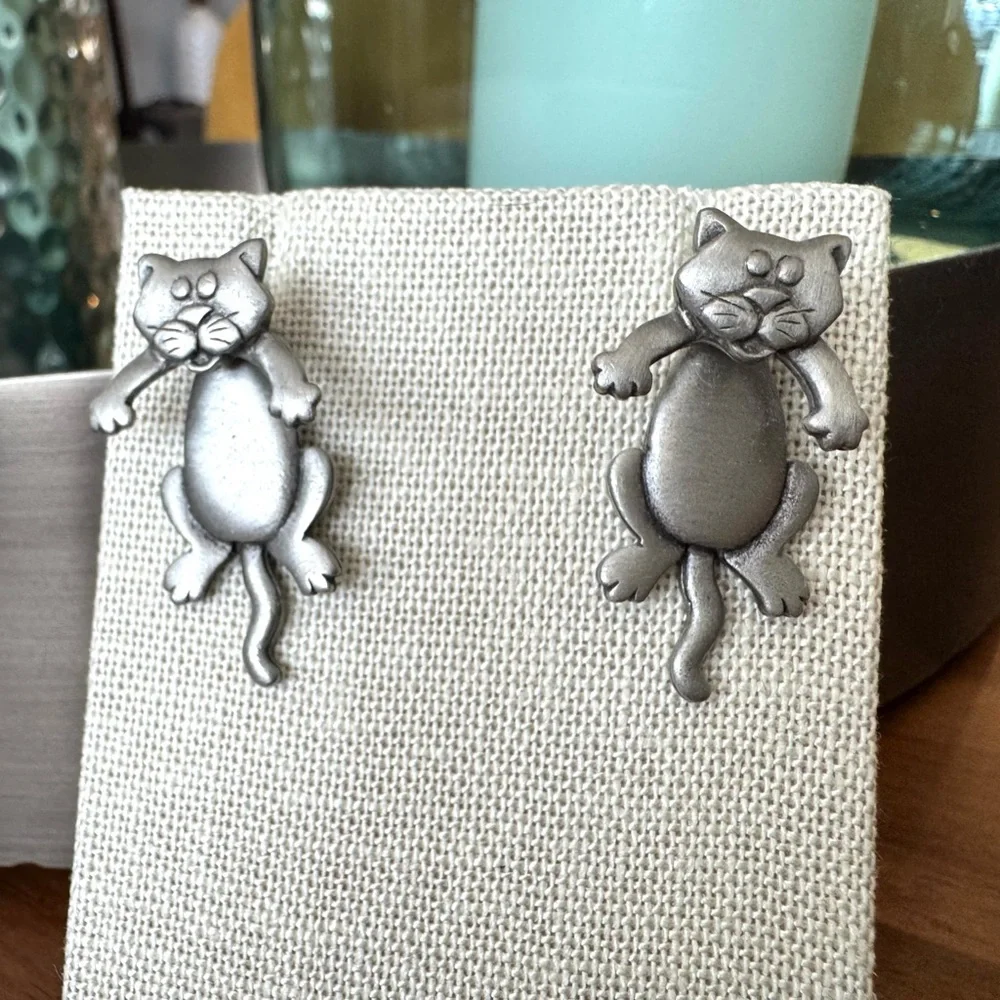 Silver Pewter Cat Earrings - Picture 8 of 11